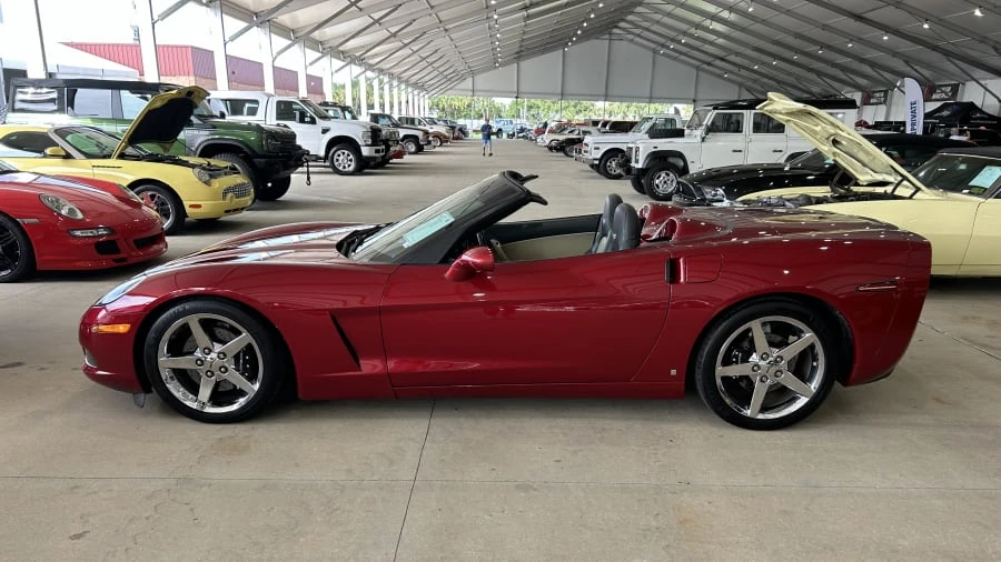 2008 Chevrolet Corvette C6 - Image 2 of 12
