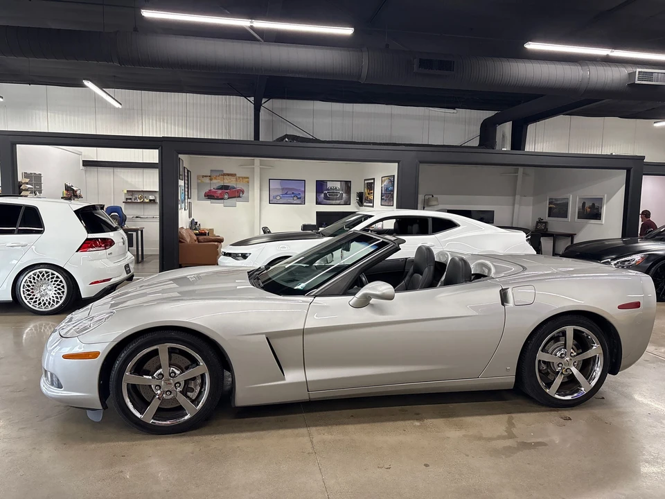 2008 Chevrolet Corvette C6 - Image 5 of 31