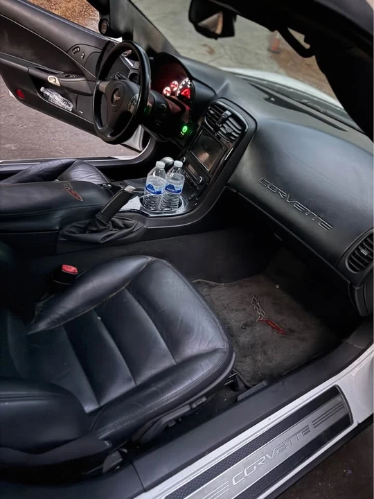 2008 Chevrolet Corvette C6 - Image 10 of 12