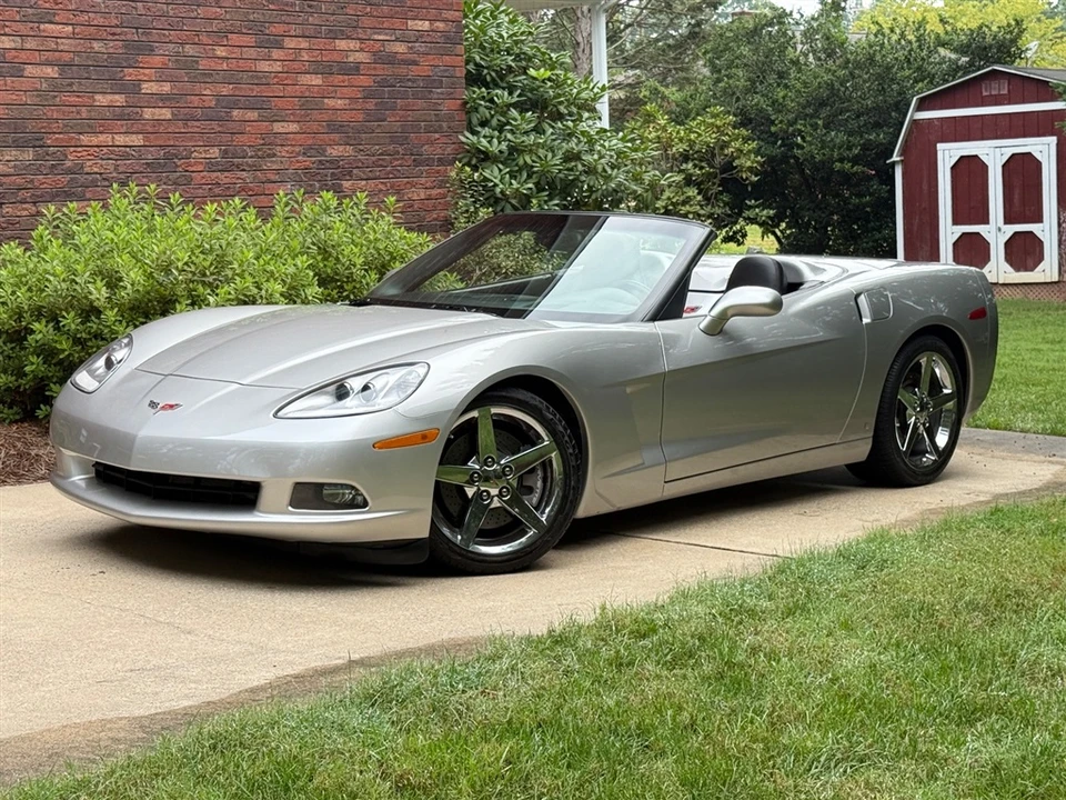 2008 Chevrolet Corvette C6 - Image 11 of 30