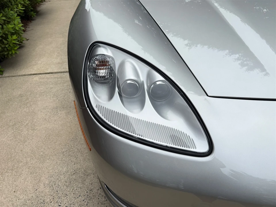 2008 Chevrolet Corvette C6 - Image 14 of 30