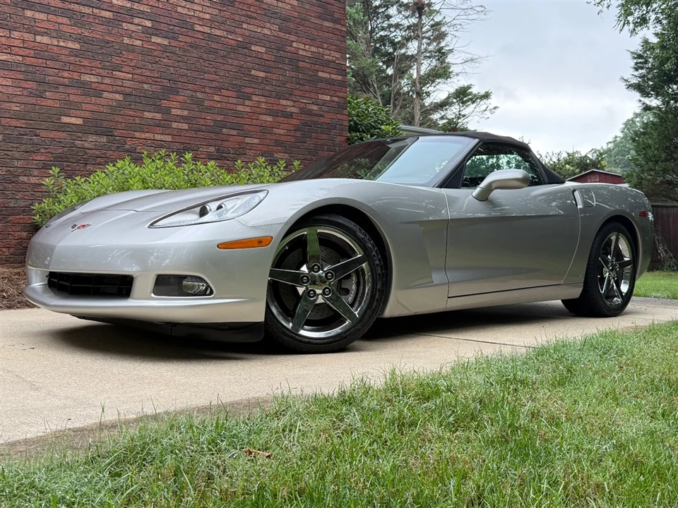 2008 Chevrolet Corvette C6 - Image 2 of 30