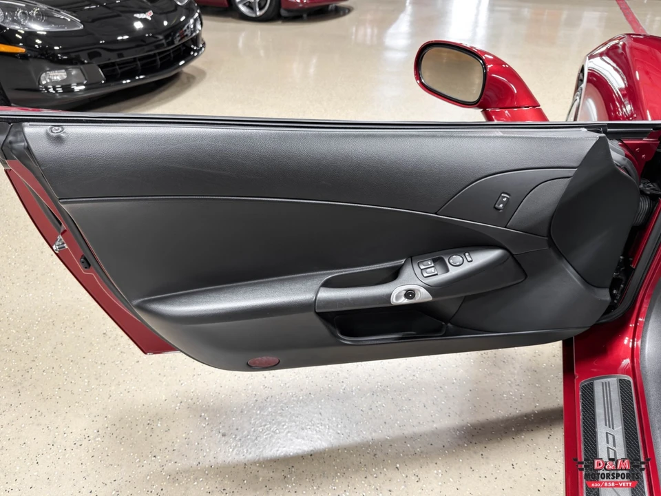 2008 Chevrolet Corvette C6 - Image 24 of 31