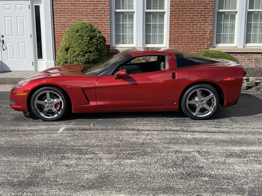 2008 Chevrolet Corvette C6 - Image 2 of 8