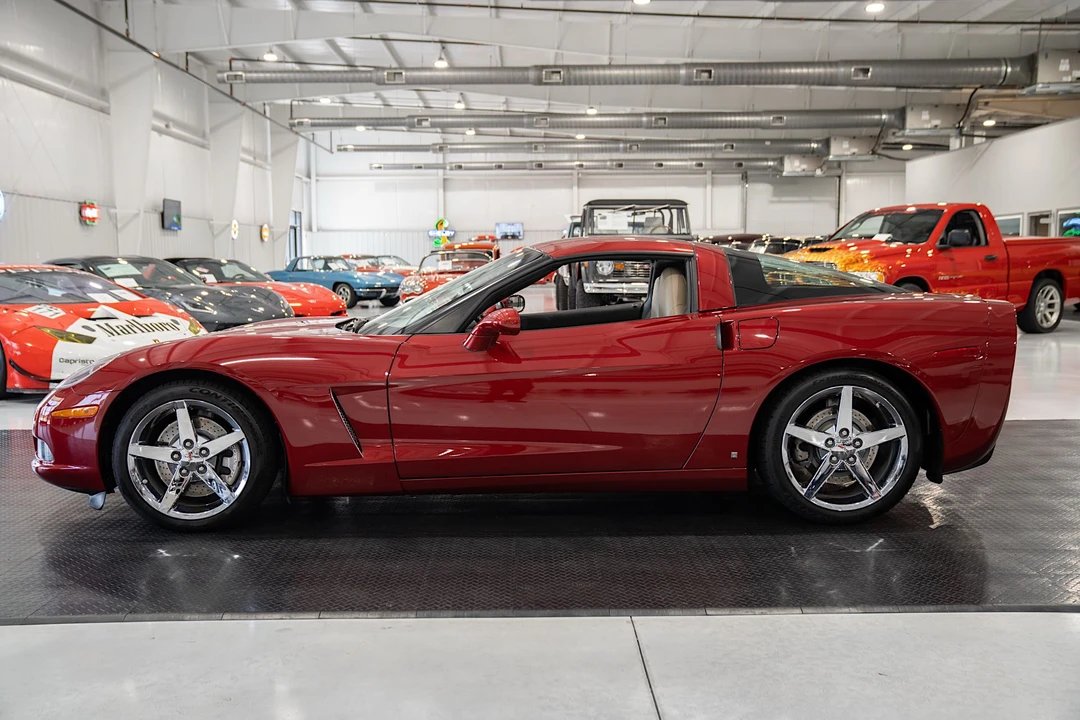 2008 Chevrolet Corvette C6 - Image 7 of 31