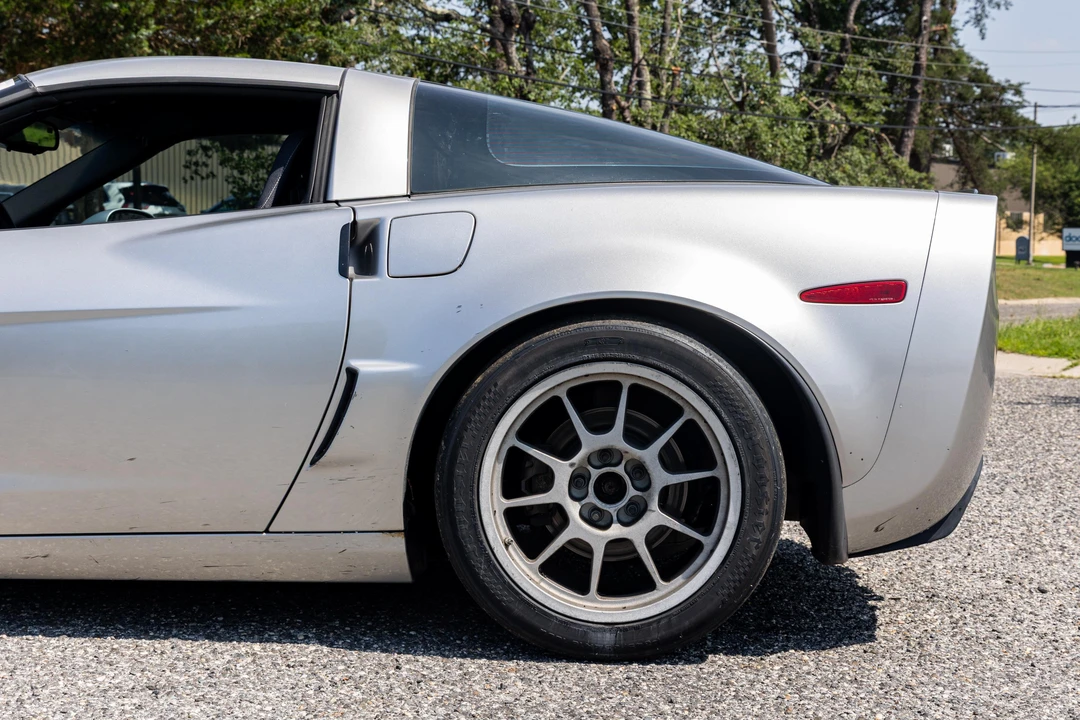2008 Chevrolet Corvette C6 - Image 16 of 31