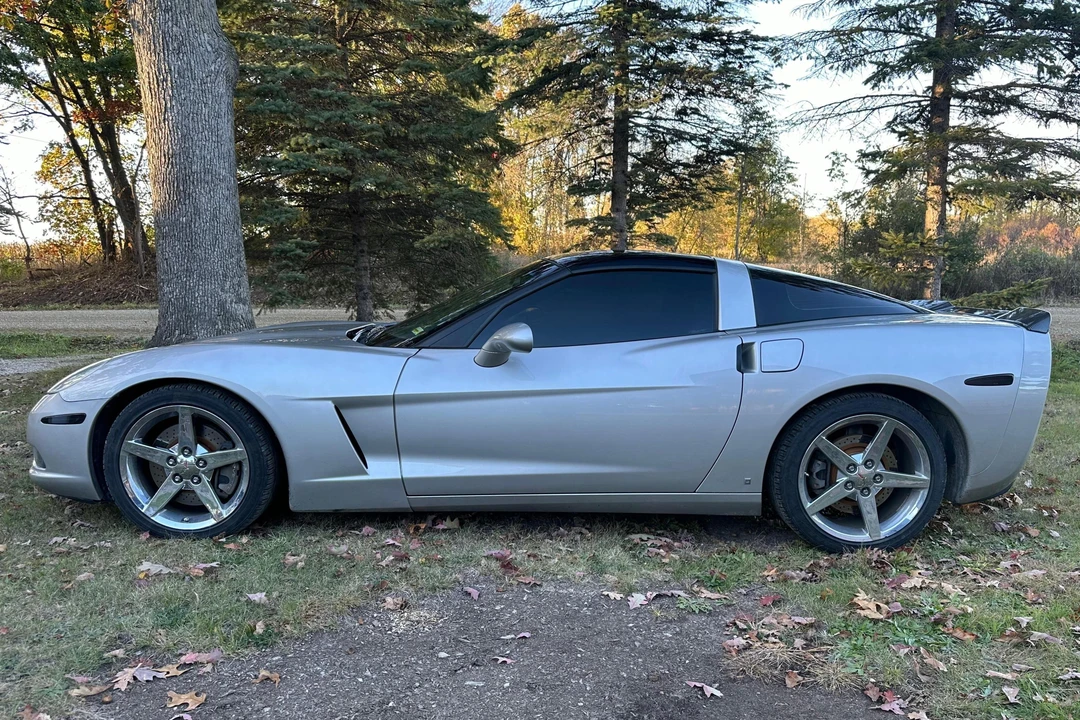 2008 Chevrolet Corvette C6 - Image 3 of 24