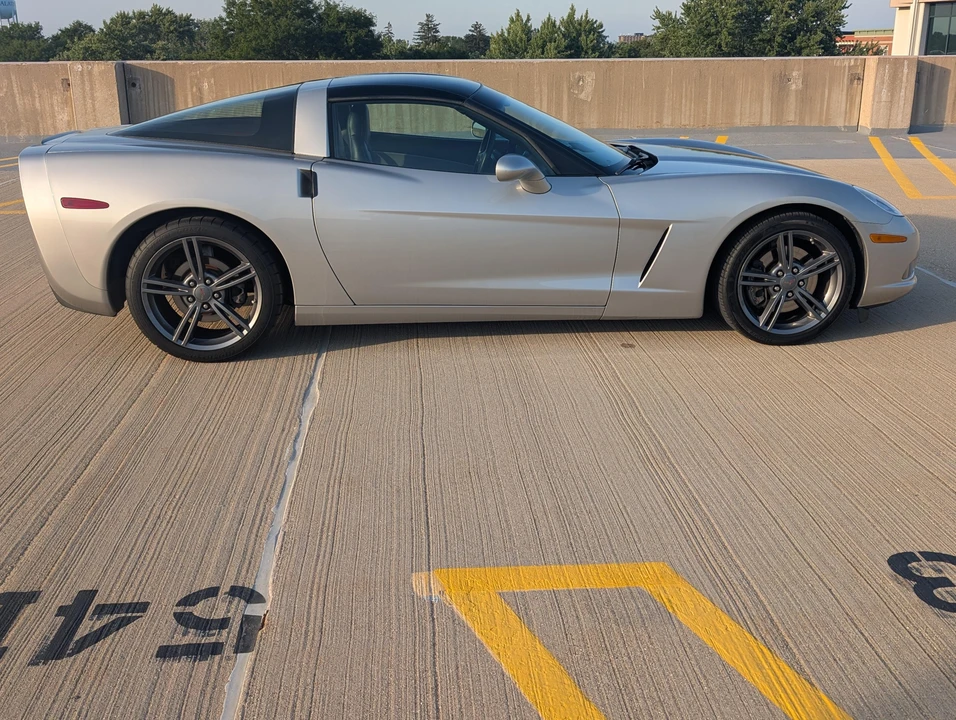 2008 Chevrolet Corvette C6 - Image 15 of 31