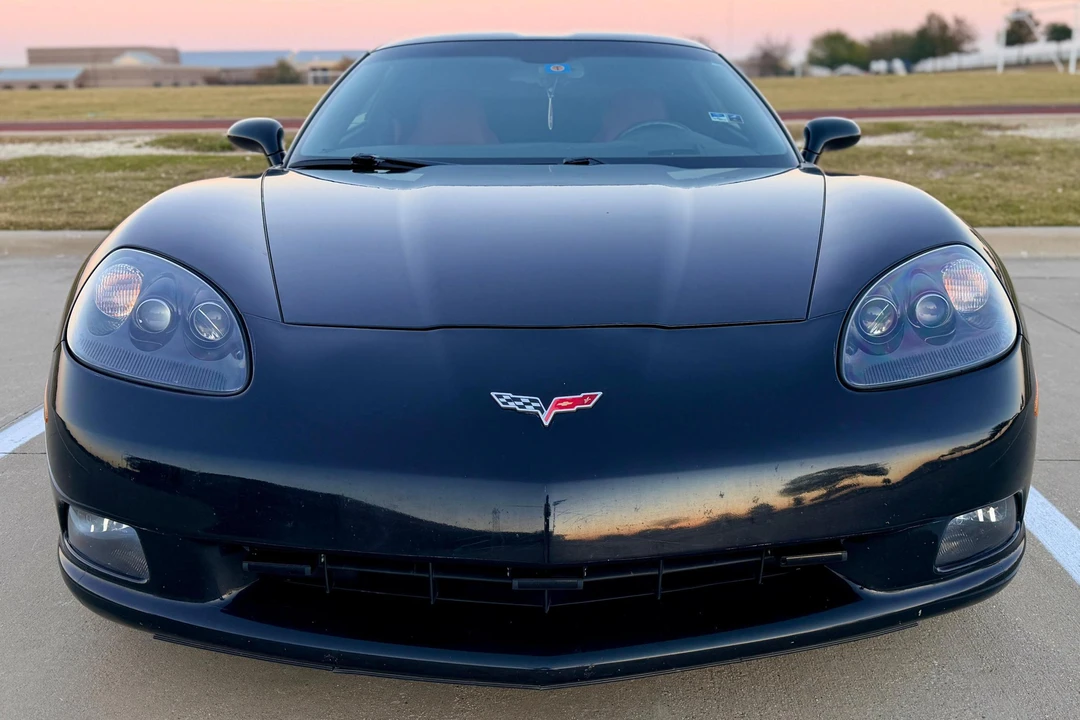 2008 Chevrolet Corvette C6 - Image 2 of 31
