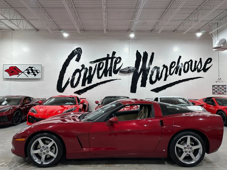 2008 Chevrolet Corvette C6 - Image 2 of 11