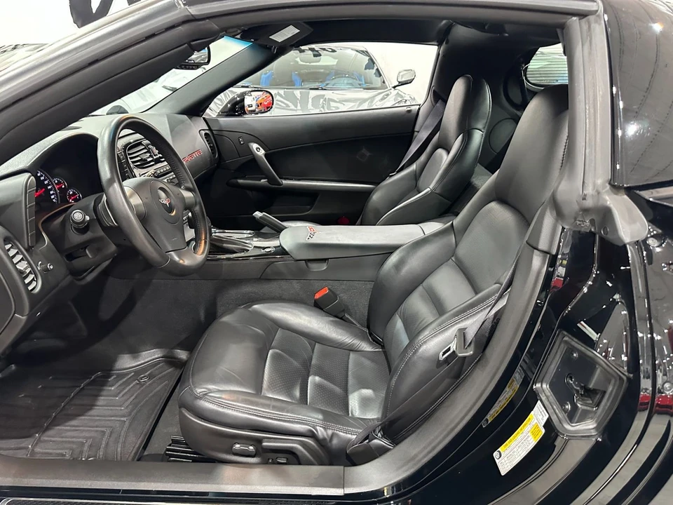 2008 Chevrolet - Image 13 of 21