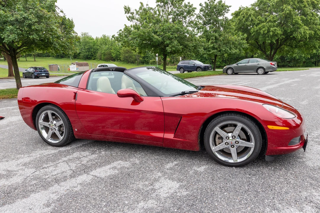 2008 Chevrolet Corvette C6 - Image 14 of 31