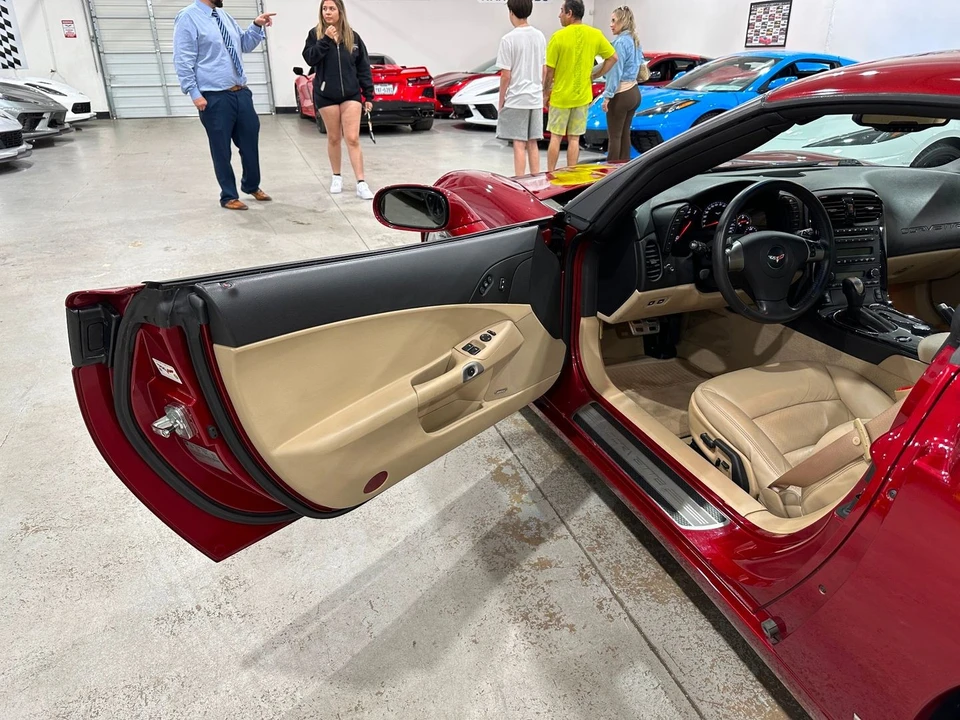 2008 Chevrolet Corvette C6 - Image 17 of 21