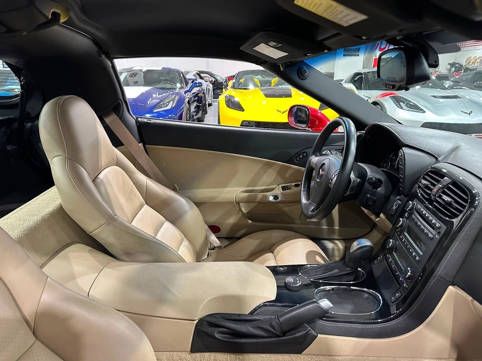 2008 Chevrolet Corvette C6 - Image 16 of 21