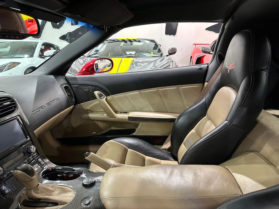 2008 Chevrolet Corvette C6 - Image 16 of 21