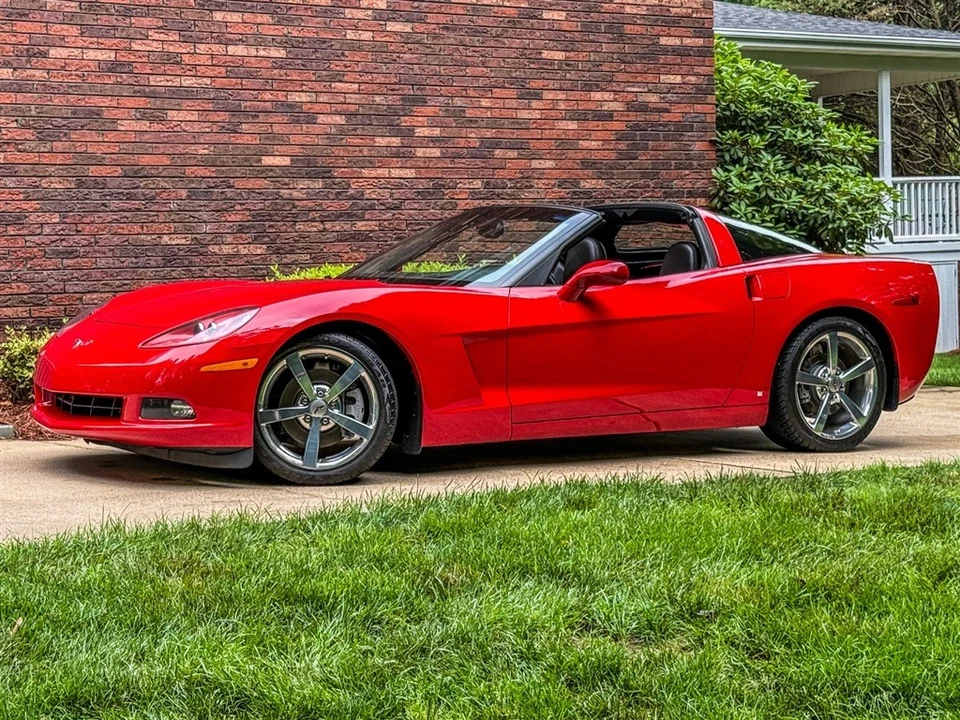 2008 Chevrolet Corvette C6 - Image 12 of 31