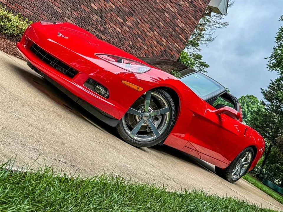 2008 Chevrolet Corvette C6 - Image 8 of 31