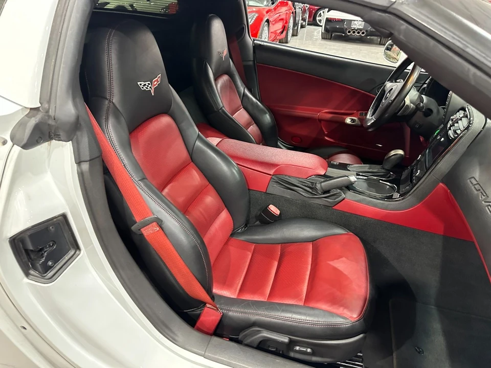 2008 Chevrolet Corvette C6 - Image 14 of 21
