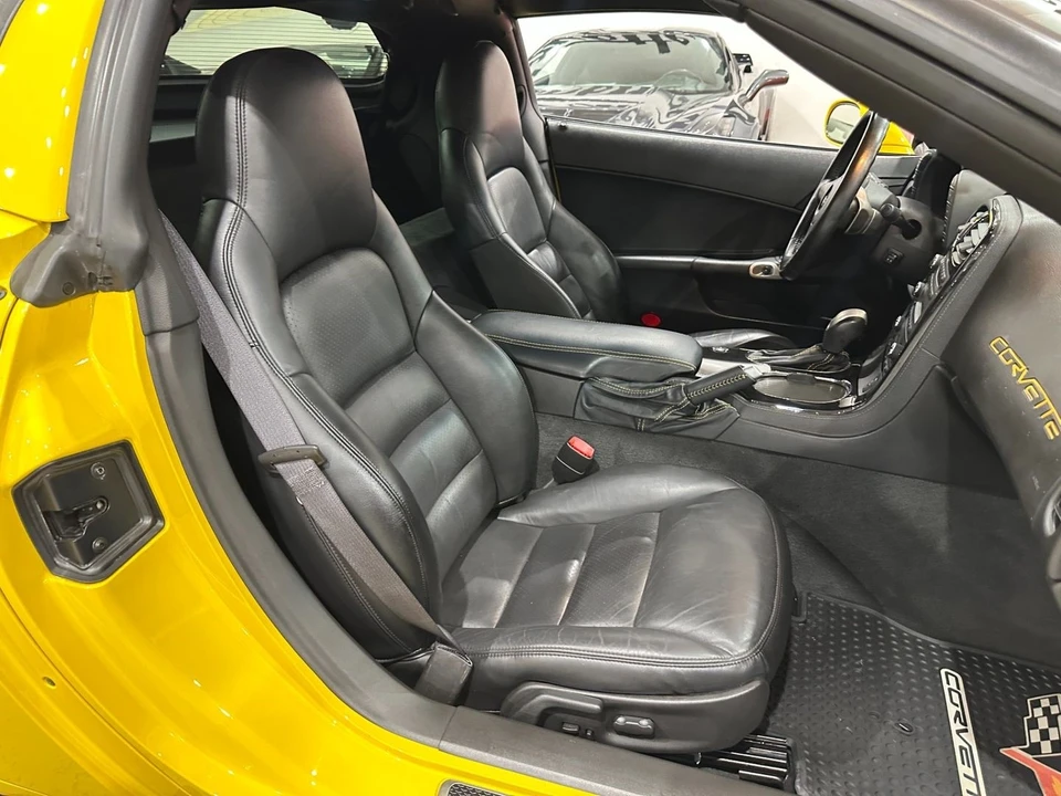 2008 Chevrolet Corvette C6 - Image 14 of 21