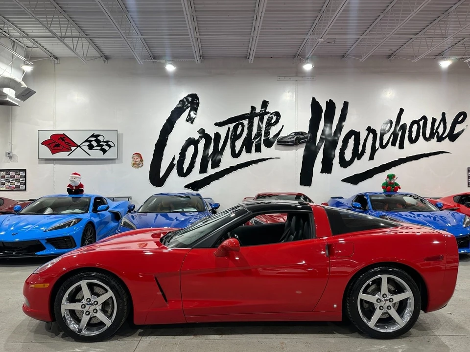 2008 Chevrolet Corvette C6 - Image 2 of 11