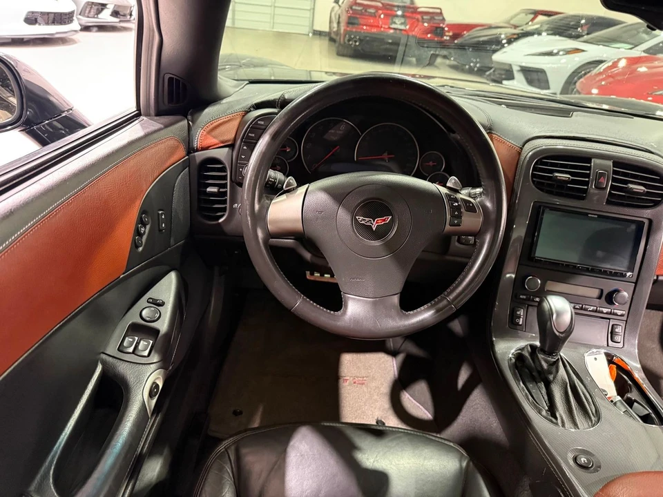 2008 Chevrolet Corvette C6 - Image 10 of 11