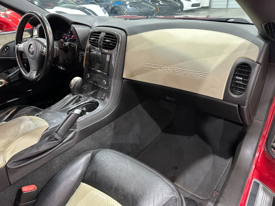 2008 Chevrolet Corvette C6 - Image 10 of 11