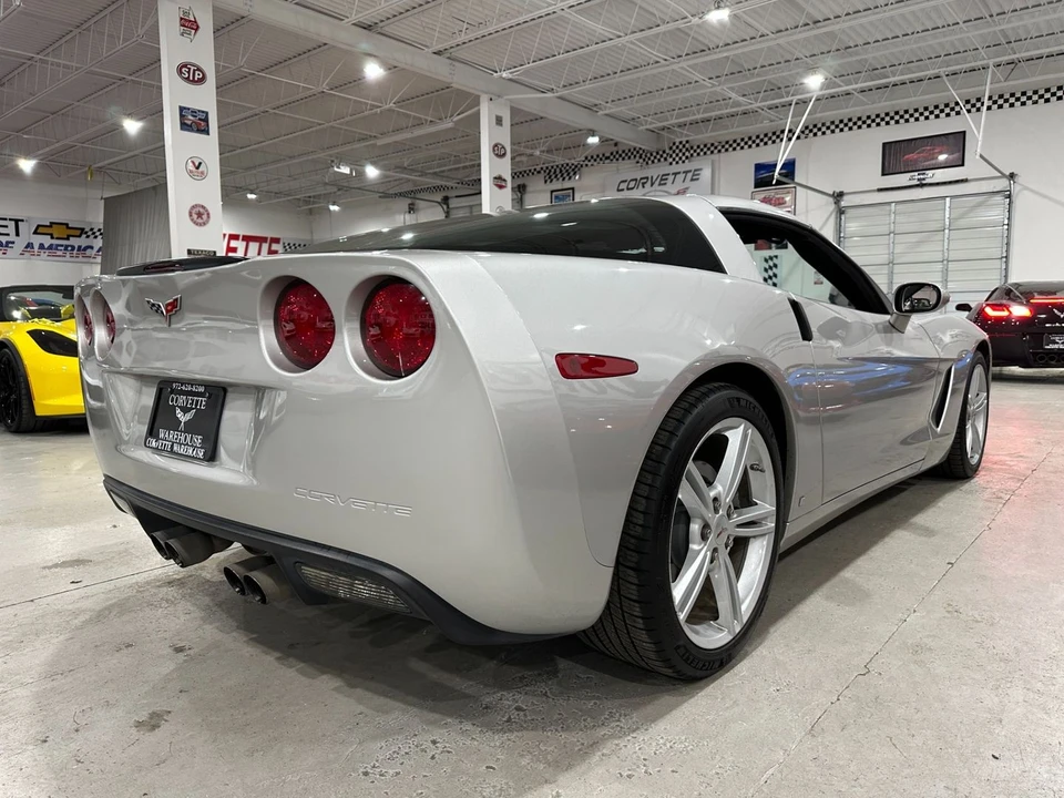 2008 Chevrolet Corvette C6 - Image 4 of 21