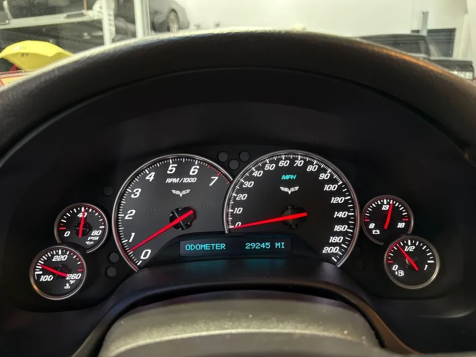 2008 Chevrolet Corvette C6 - Image 11 of 15