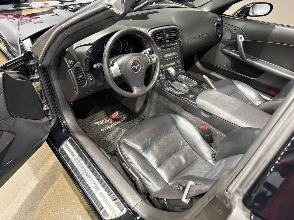 2008 Chevrolet Corvette C6 - Image 10 of 15
