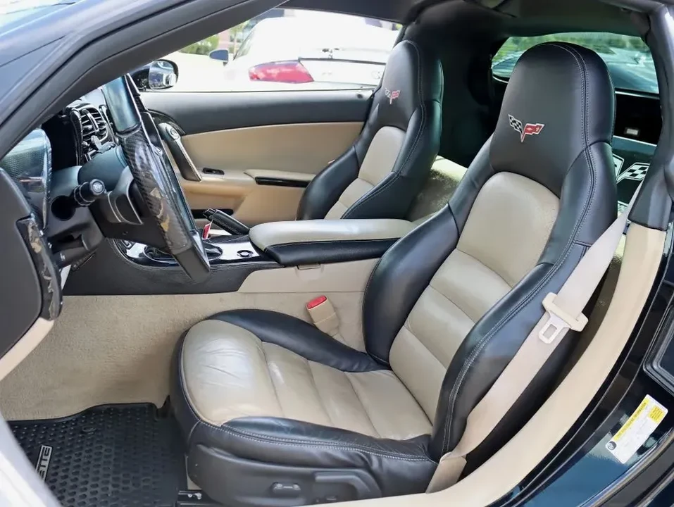 2008 Chevrolet Corvette C6 - Image 12 of 18