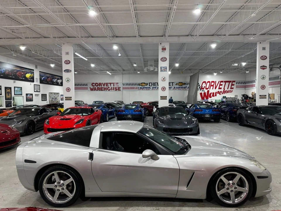 2008 Chevrolet - Image 6 of 11