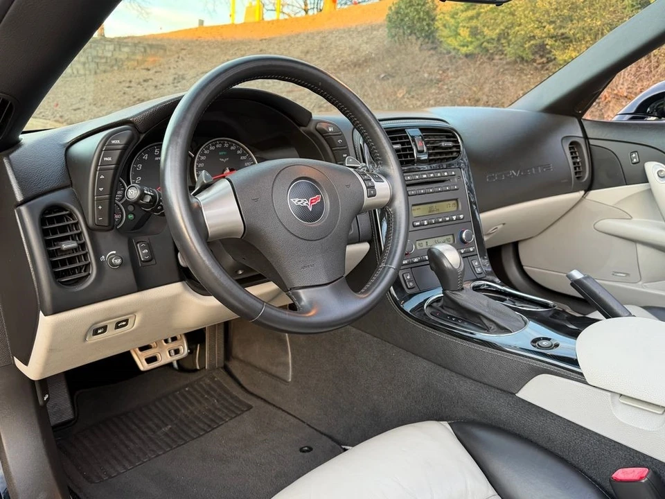 2008 Chevrolet Corvette C6 - Image 19 of 21