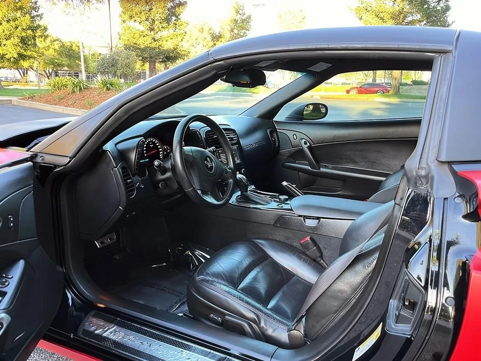 2008 Chevrolet Corvette C6 - Image 10 of 15
