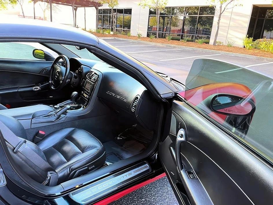 2008 Chevrolet Corvette C6 - Image 9 of 15