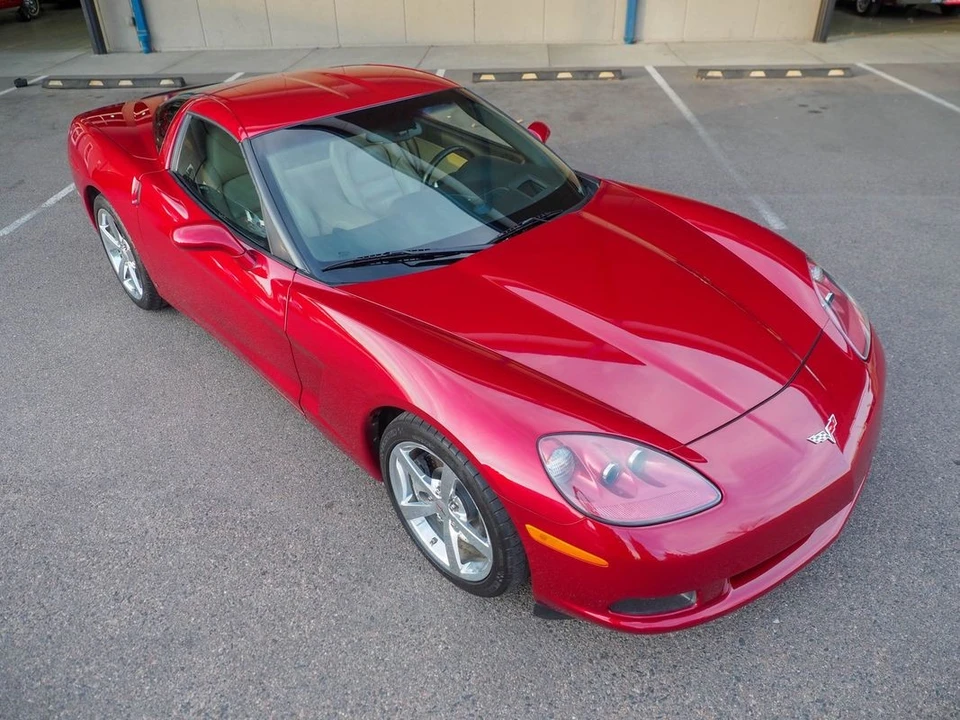 2008 Chevrolet Corvette C6 - Image 8 of 12