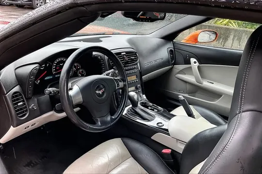 2008 Chevrolet Corvette C6 - Image 2 of 13