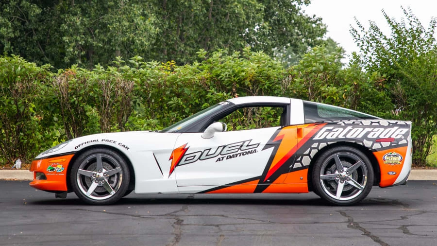 2008 Chevrolet Corvette C6 - Image 2 of 14