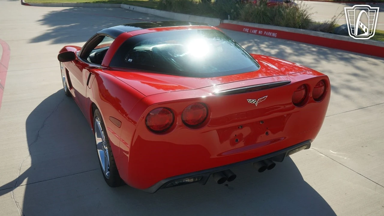 2008 Chevrolet Corvette C6 - Image 10 of 12