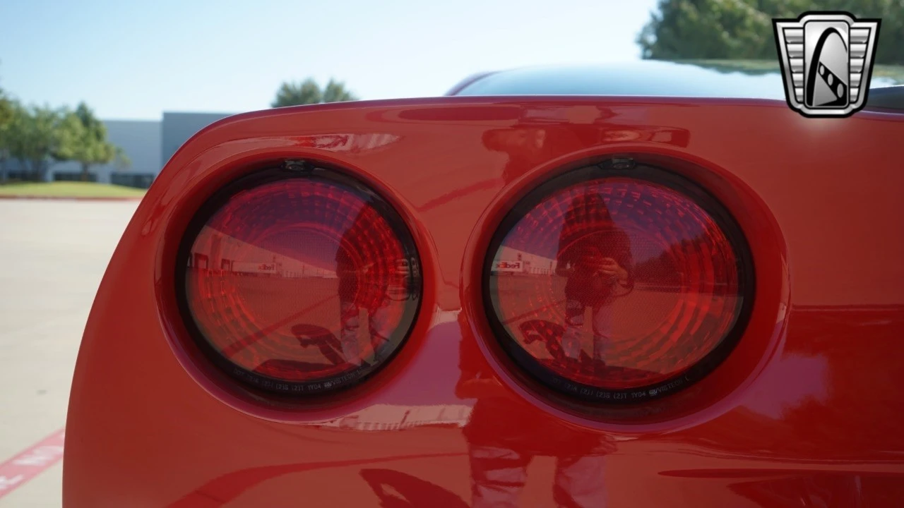 2008 Chevrolet Corvette C6 - Image 15 of 21
