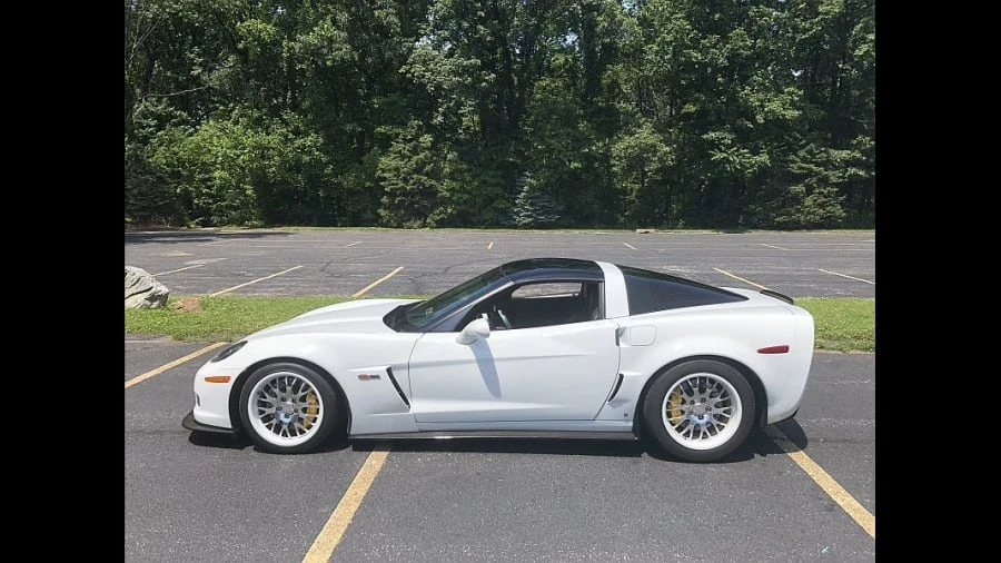 2008 Chevrolet Corvette C6 - Image 2 of 11
