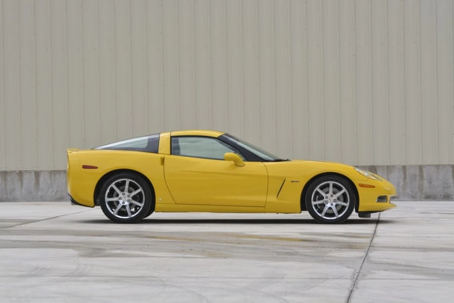 2008 Chevrolet Corvette C6 - Image 2 of 12