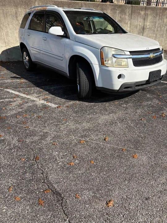 2008 Chevrolet Equinox - Image 2 of 4