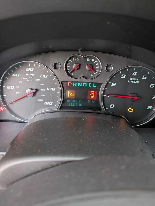 2008 Chevrolet Equinox - Image 2 of 9