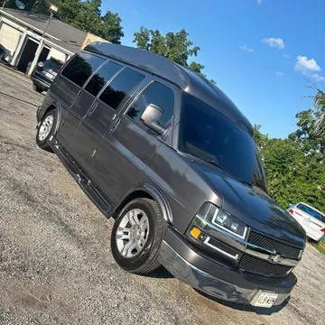 2008 Chevrolet Express 1500 Passenger Van