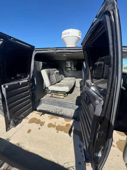 2008 Chevrolet Express - Image 14 of 18