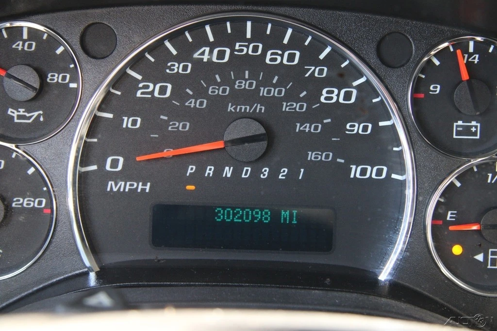 2008 Chevrolet Express - Image 15 of 21