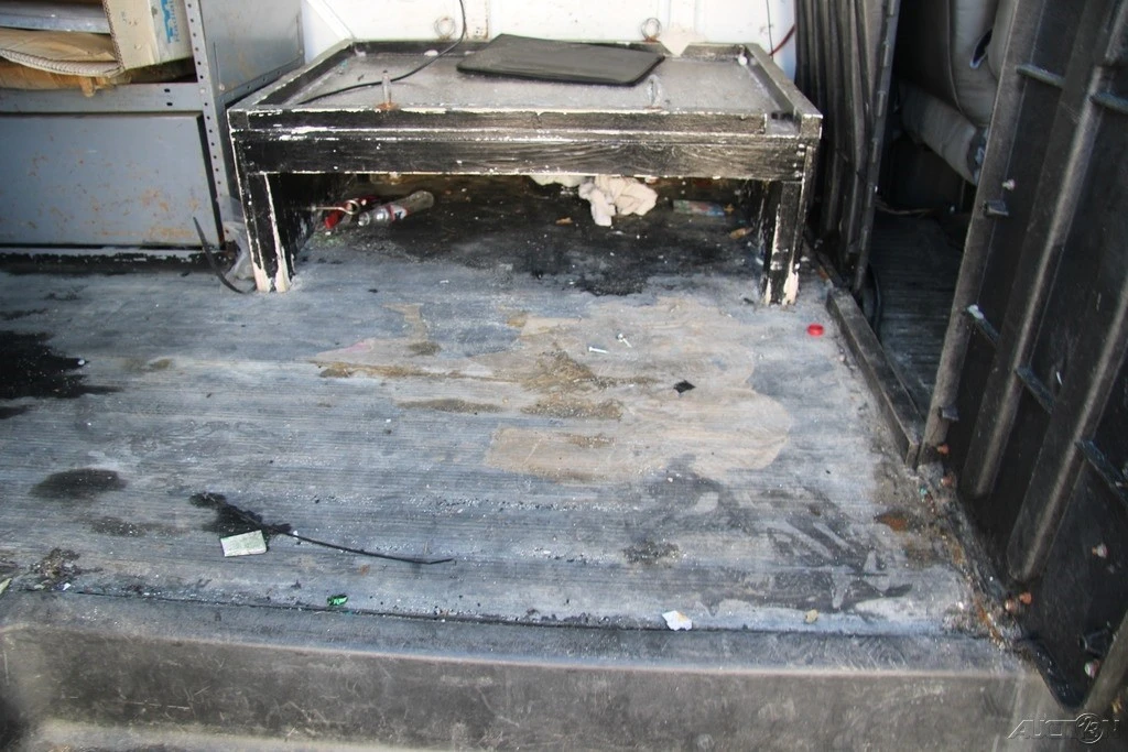 2008 Chevrolet Express - Image 21 of 21