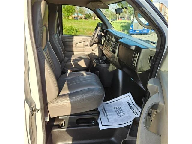 2008 Chevrolet Express - Image 6 of 14