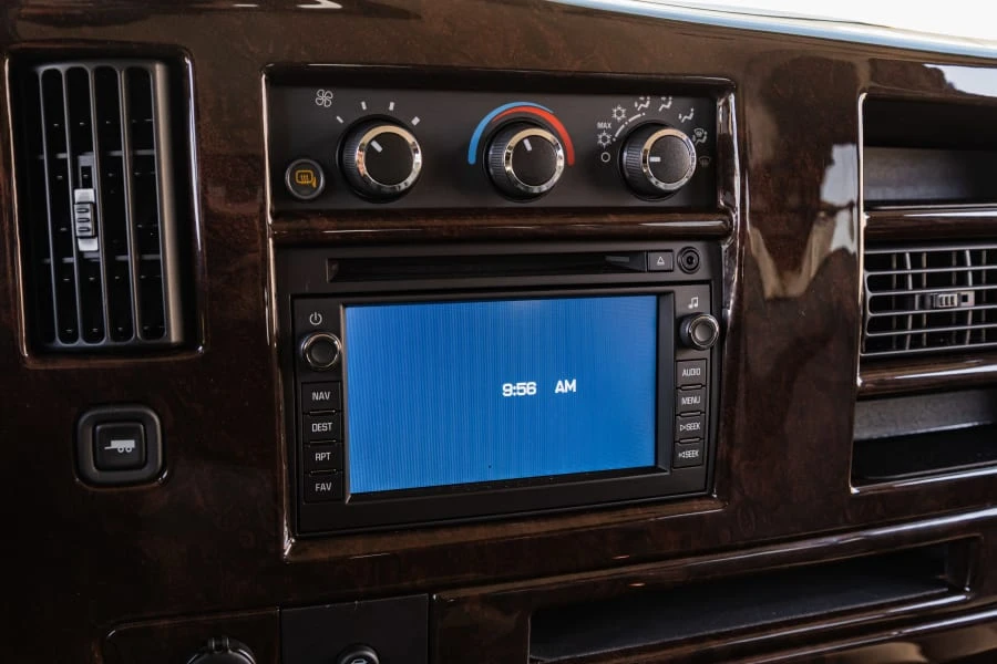 2008 Chevrolet Express - Image 22 of 25