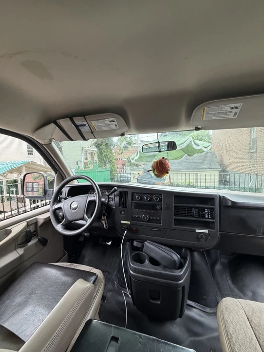 2008 Chevrolet Express - Image 8 of 14